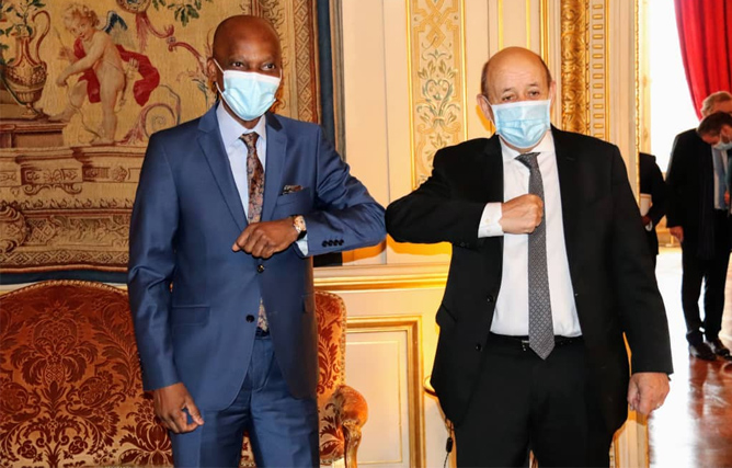 France-Togo: Dussey et Le Drian évoquent d’importantes questions